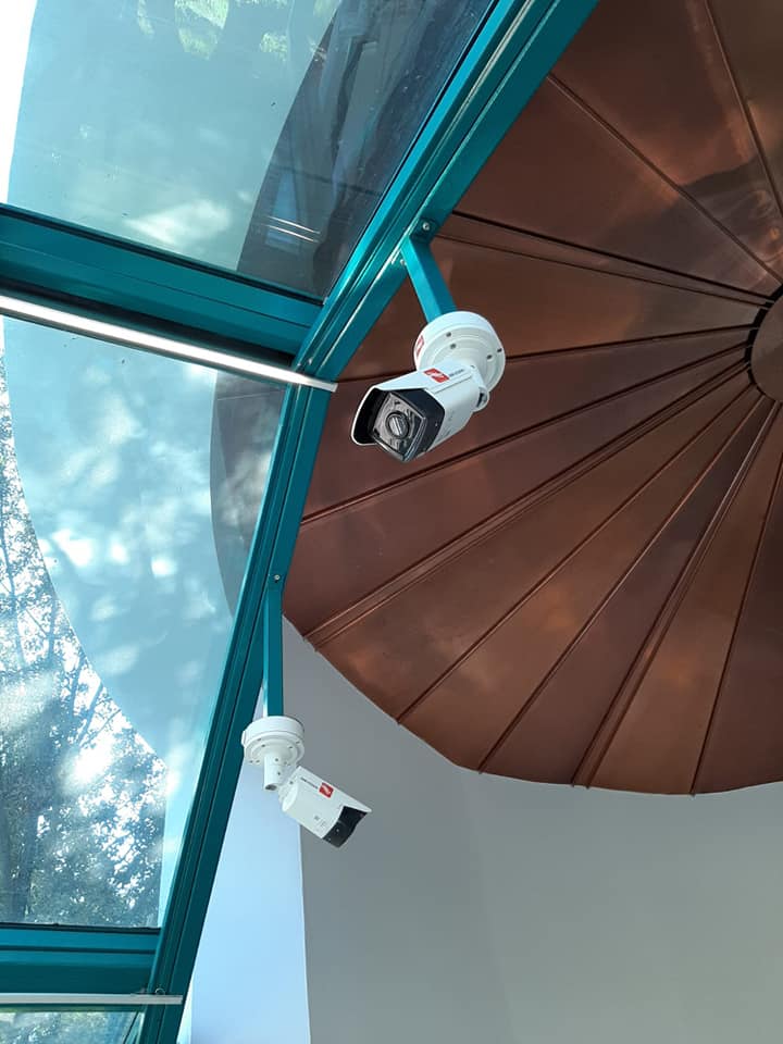 umbracontrol's tweet photo. #Perugia 🆕️

Inaugurate le nuove #ScaleMobili della città, presso via Pellini. È di @umbracontrol il sistema di #videosorveglianza che garantisce la sicurezza dell'impianto, realizzato con le tecnologie più avanzate per un monitoraggio costante.

@Comuneperugia #umbracontrol https://t.co/CllfeHJeBY