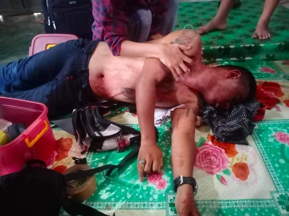 At least 4 people were killed by Myanmar military terrorists in Myeik today. These terrorists are killing innocent people every single day. This needs to be stopped. <a href="/RapporteurUn/">UN Special Rapporteur Tom Andrews</a> <a href="/SchranerBurgen1/">Christine Schraner Burgener</a> #WhatsHappeningInMyanmar #Mar26Coup