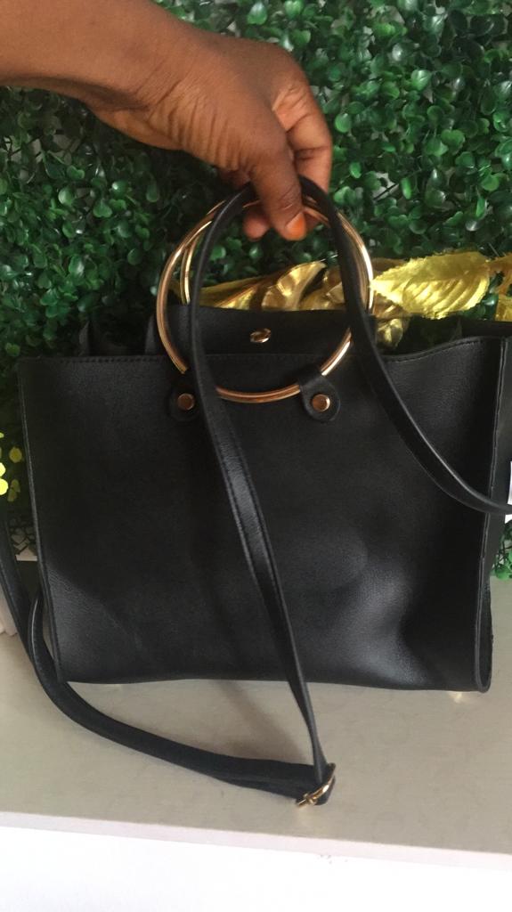 bagplusshop's tweet photo. Our bags are pocket-friendly and ooze of style. 

1 &amp; 2. #6,500.
3. #9,000.

Call 07054161360 now to make one of these beauts yours.

#bags #ibadanvendors #bagaddict #baglovers #bagvendors #bagfashion #womenfashion #bagstore #bagplusshop #bagsforsale https://t.co/6X5IXCtSmX