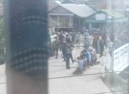 Terrorists treating civilians like slaves in #Myeik!! They’re violating every human rights. LAWLESS. #WhatsHappeningInMyanmar #Mar25Coup