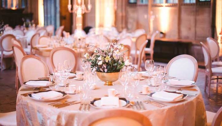 ExOxVenues's tweet image. Are you looking for a caterer for your event in #Oxfordshire or the #Cotswold? With over 10 years of experience @OFDltd has gained a formidable reputation catering for the most prestigious venues at conferences, private events and weddings.Find out more ➡ bit.ly/3qqW5xJ