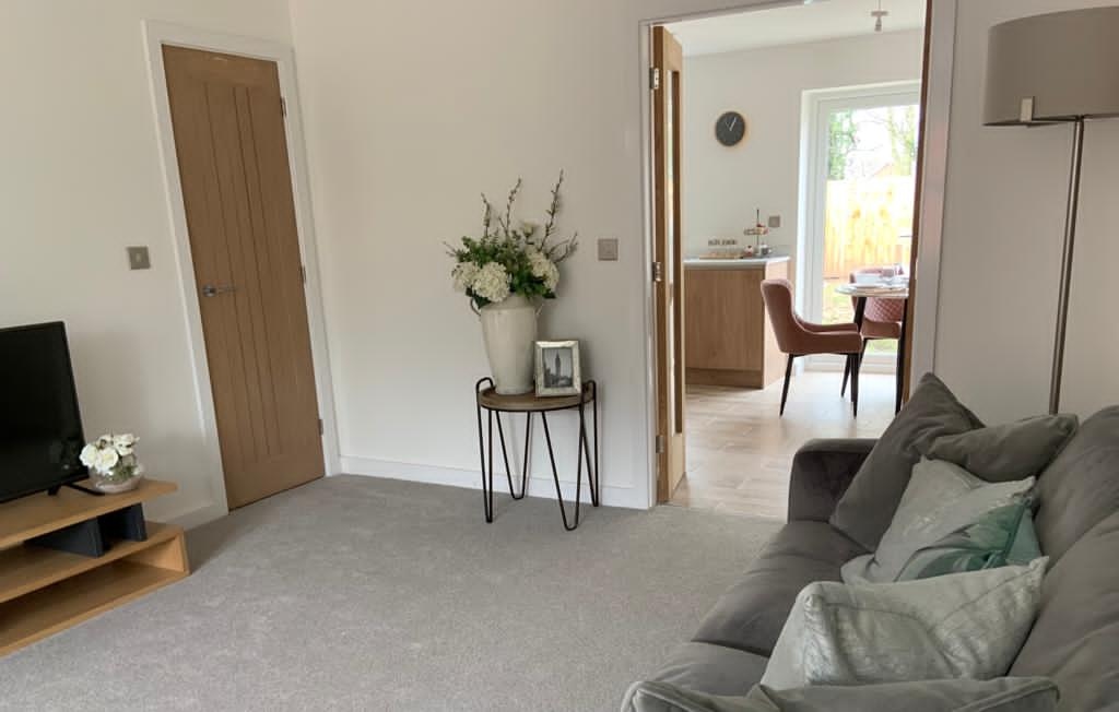 HC_Developments's tweet image. Moss Farm in Leighton, Crewe is now open for viewings starting tomorrow. 12 3-bed semi-detached homes in a semi-rural spot. Lovely! #Leightonhospital just 5 mins drive away. Book in by calling 01625 524338. More info at l8r.it/mrvF 

#newhomes #movinghouse #helptobuy