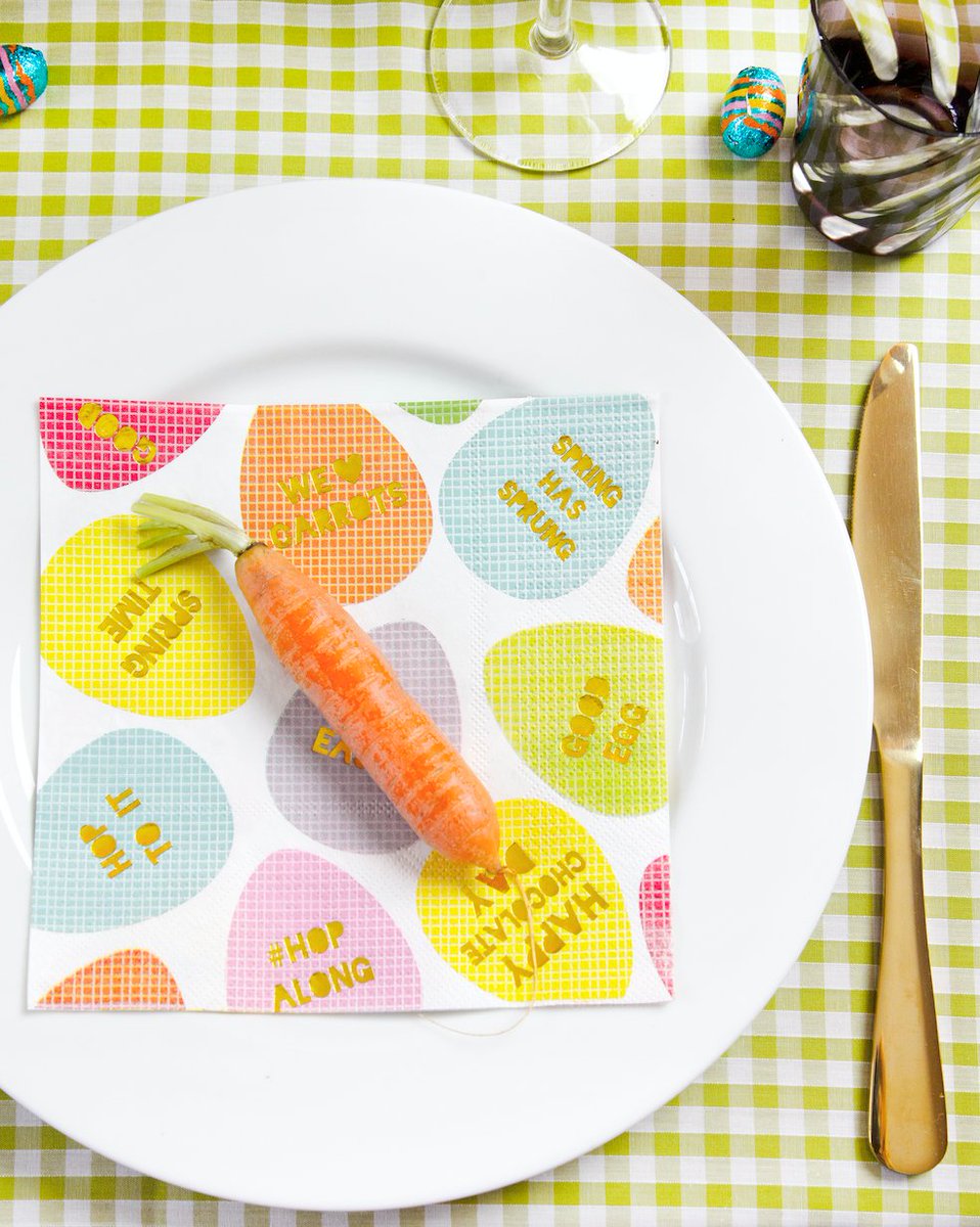 Follow our steps to create your own bright Easter table: 

talkingtables.co.uk/blogs/talking-…

Thank you to <a href="/mcqueensflowers/">McQueens Flowers</a> for completing our bright tables cape!