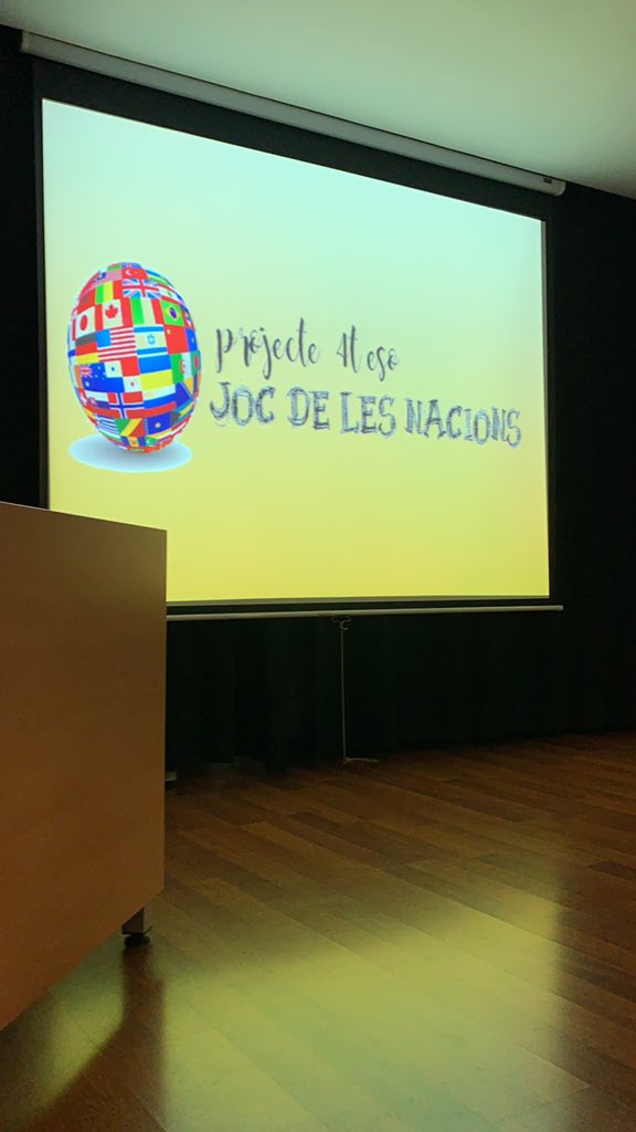 ElSalvadorJocN1's tweet photo. Doing the final presentations👏🏼💪🏼 #JocNacions https://t.co/nOTDfETAqD
