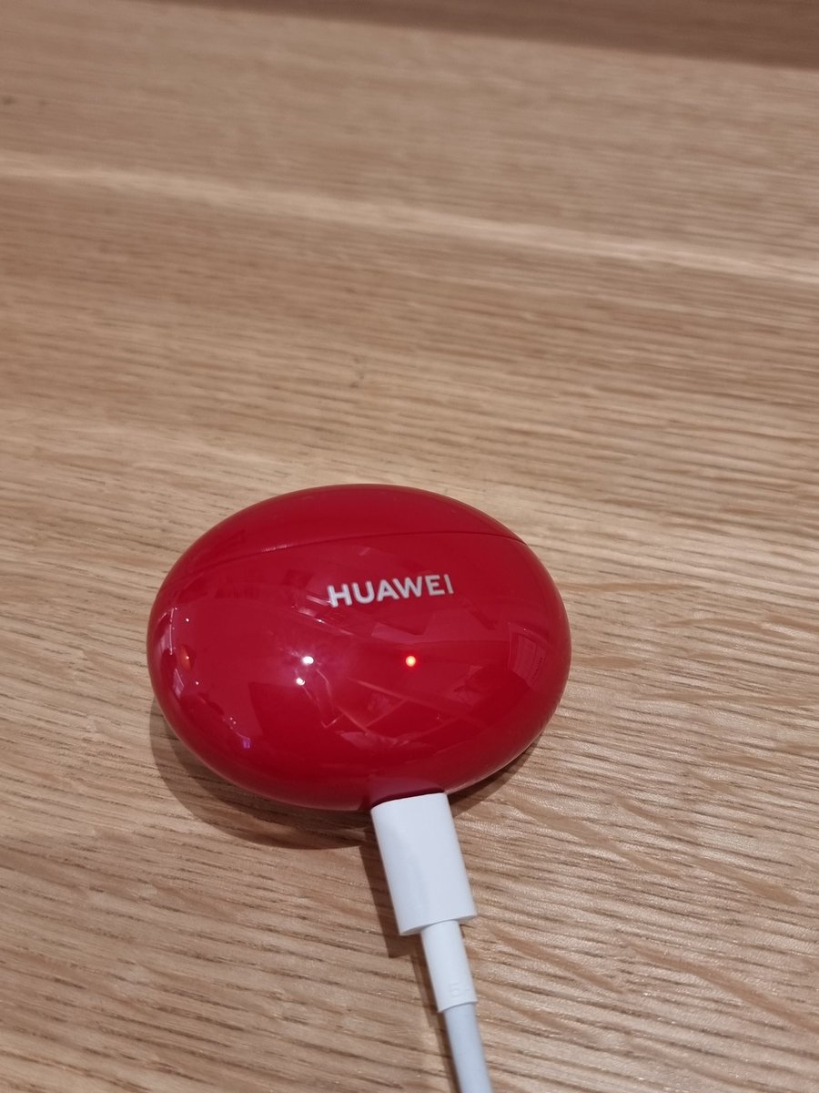 On a reçu les nouveaux écouteurs de <a href="/HuaweiFr/">Huawei France</a>, à savoir les Freebuds 4i. Est-ce que ces intra-auriculaires à moins de 100€ valent le coup ? Le réponse très rapidement sur le blog !