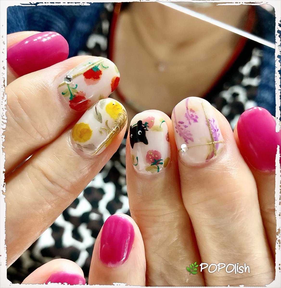 ネイルサロンpopolish お花ネイル インクネイル カラフル ネイル 春なのでお花をいっぱい描きました 大好きな 黒猫 も いちご と一緒に 中野 野方 練馬 環七 春ネイル ネイルサロンpopolish お花ネイル インクネイル カラフル ネイル 春なのでお花をいっぱい描きました 大好きな 黒猫 も いちご と一緒に 中野 野方 練馬 環七 春ネイル