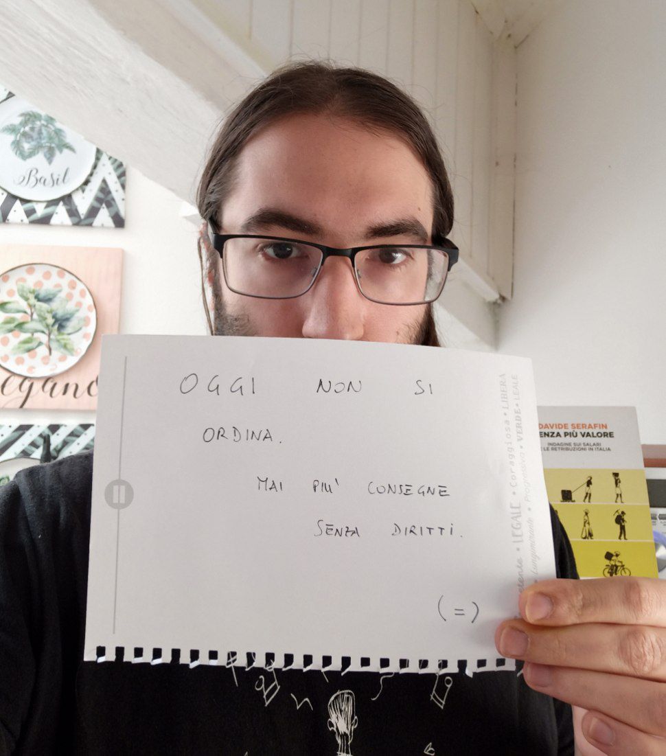 Oggi non si ordina.

#Sciopero #ScioperoRider #nodeliveryday <a href="/PossibileIt/">Possibile</a>