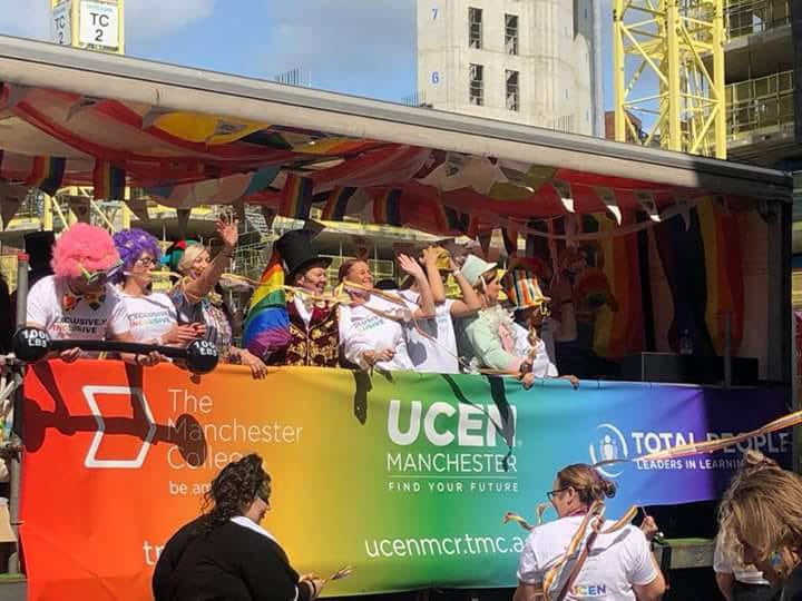 Amanda Sillett tweet media