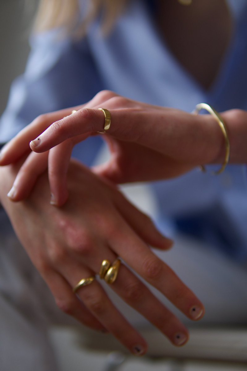 bound_studios's tweet photo. Say hi to sustainable recycled sterling silver European made jewelry. #boundstudios #rings #bracelets #jewelry #bold #elegant #sustainable https://t.co/sDq5yujhfv