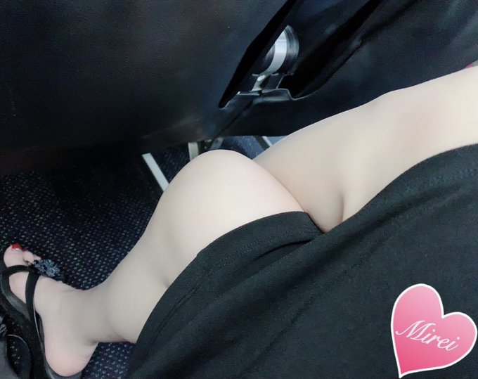 ちょうどいい人妻♡白真美玲♡’s pics and videos