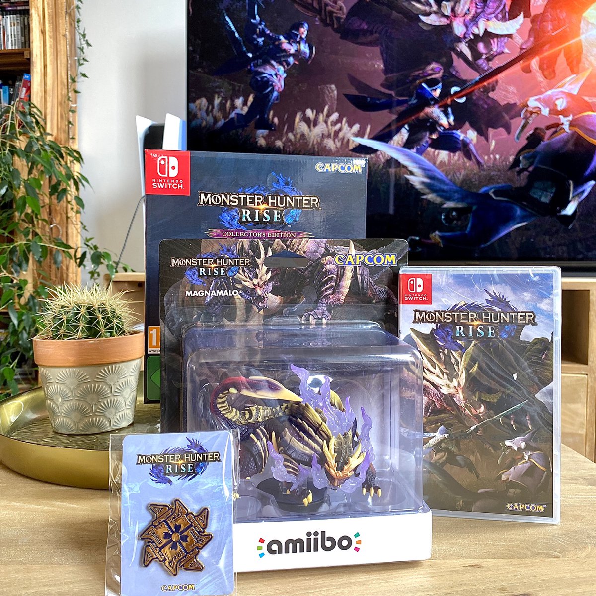 4WeAreGamers's tweet photo. Pour tenter de remporter un collector de @monsterhunter Rise, go ici ! 🤩 ➡️ https://t.co/E2w4B7HOUV https://t.co/YEUJi9cI4H