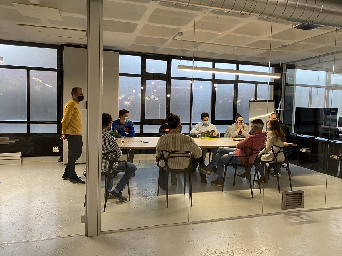 biworking's tweet photo. Ayer tuvimos el placer de inaugurar nuestro Programa 2021 y qué mejor manera que empezar con la primera edición de #Foundersforfounders en Biworking 

Especial agradecimiento a nuestros ponentes y a todos los que acudisteis , nos vemos pronto! https://t.co/sgqBTK0pBT