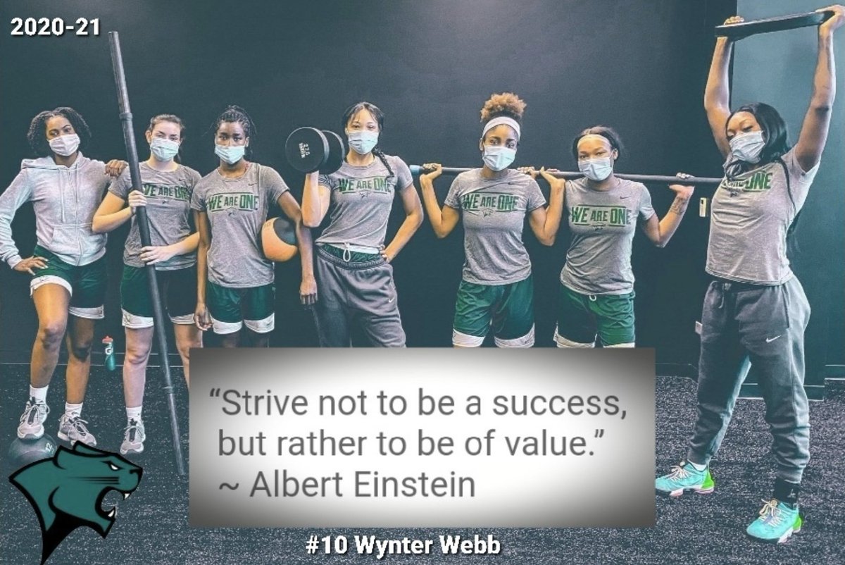 wynterwebb's tweet photo. As I start my workout this morning I'm thinking of my team. I love U guys so much, we survived a Covid-19 season together as a unit. A few are missing in this pic but please know that all of U are of VALUE to ME. I'd walk the Chicago streets with yall any day.  #ValueOverSuccess https://t.co/8gBWCQrmCC