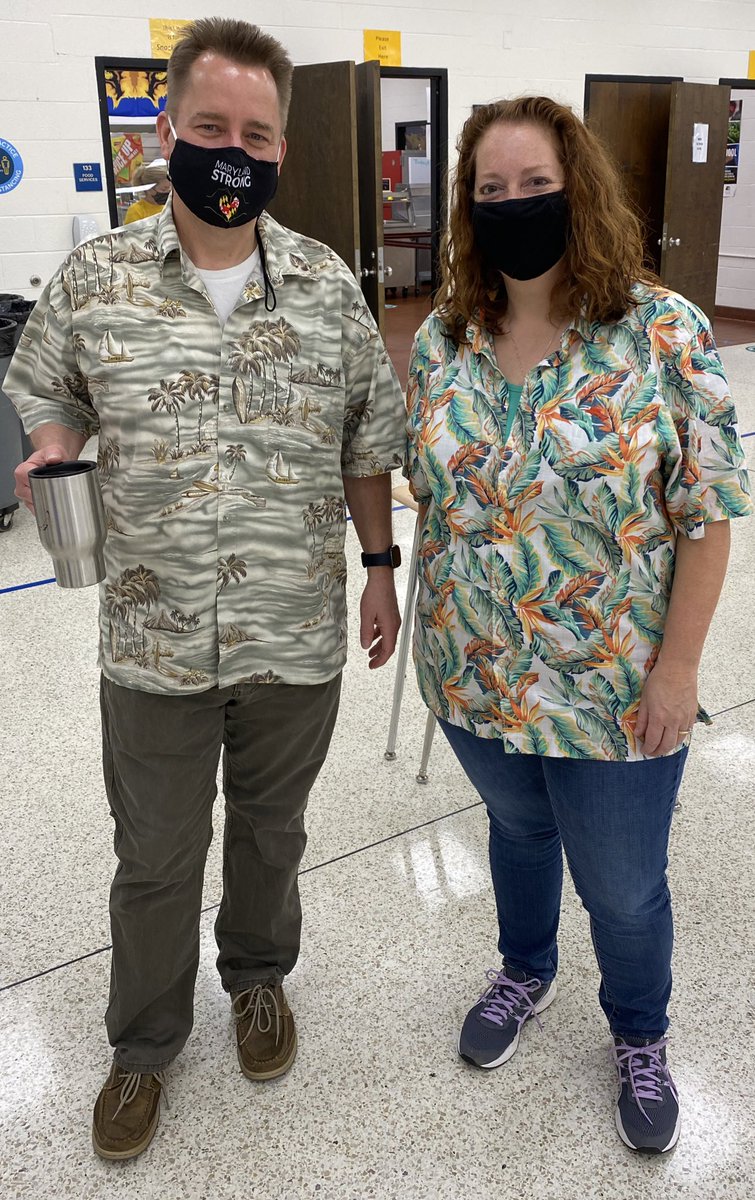 WHS_SchoolPsych's tweet photo. Teacher school spirit Hawaiian Day #WHSspiritweek21 https://t.co/sVG5mhWC3t