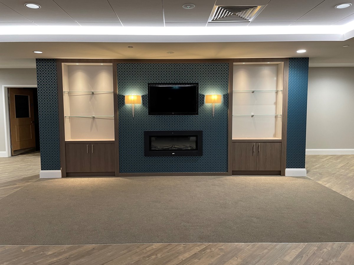 customcabsltd's tweet photo. Recent project feature wall completed and looking great in situ! (even if we do say so ourselves) #teamcustomcabinets #qualityfurniture #shopsmallbusiness #britishmanufacturing https://t.co/lTEwwuIygx