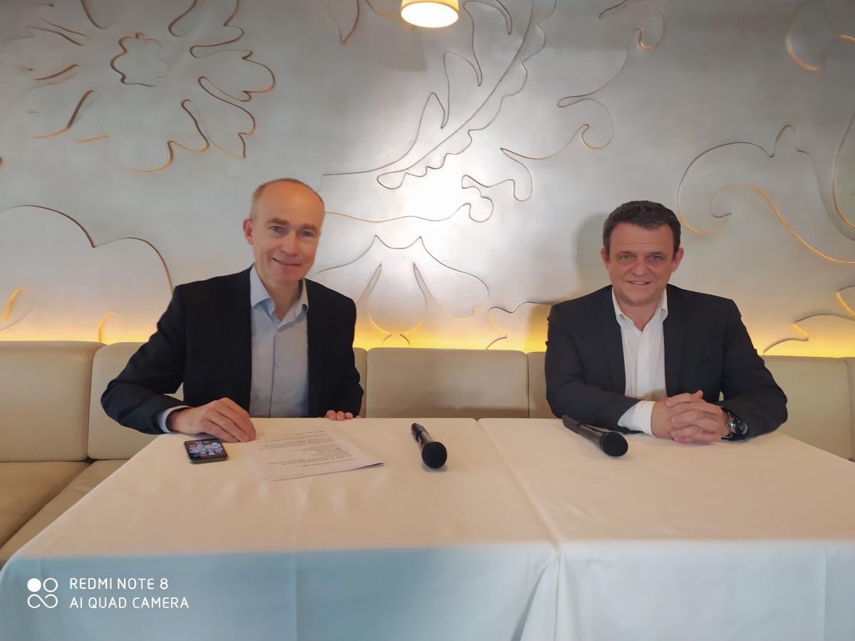 JpVacher's tweet photo. Je reçois @LFIARD PDG de @visiativ dans #BourseEtValeurs sur @LyonDecideurs. Résultats 2020, acquisition d’#AJSolutions en #Alsace, fonds souverain @auvergnerhalpes : actualité chargée ! https://t.co/cUEoEGd4KG