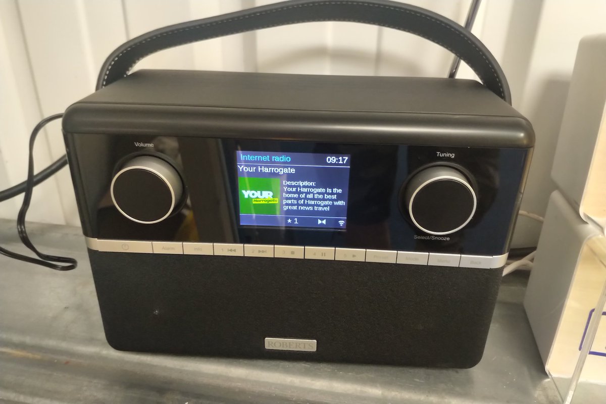 YorksLoftLadder's tweet photo. Lovin the tunes @your_harrogate with @PeteEgerton nice and loud on our new office internet radio... https://t.co/NpYItGEsd7