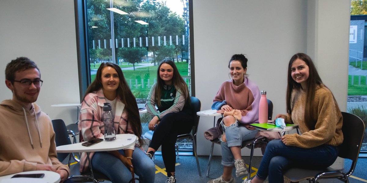 OnaGaeilgeMU's tweet photo. A chairde, scaipigí an scéal go bhfuil go dtí meanoíche anocht ag mic léinn reatha OMN chun cur isteach ar Scéim Chónaithe 2021-2022. Is eispéireas iontach, aonaránach é saol na Scéime ar champas Mhá Nuad. Ná cailligí amach air! https://t.co/Wy4ffrHHZO https://t.co/J9ysr7k6O2