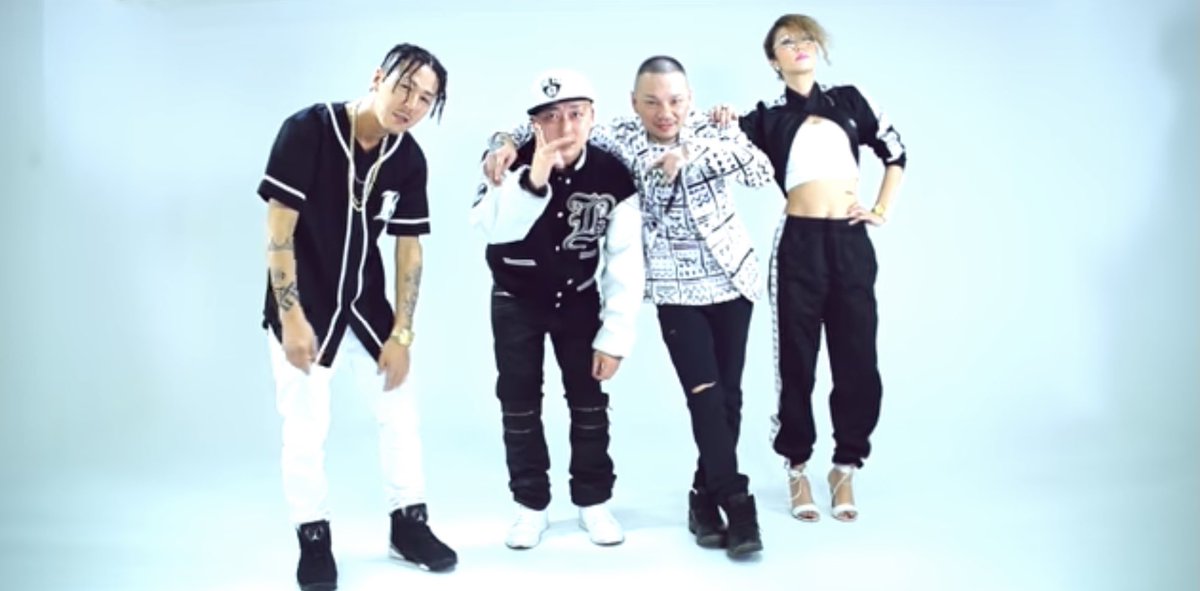 DJSPACEKIDJP's tweet photo. 毎年桜が咲くと再生回数があがる迎春チューンはこちらです💁‍♂️🌸

REAL LOVE feat. KOWICHI, AKANE &amp; Y'S 【Official Video】 https://t.co/ygnuXTJzTs @YouTube
@KOWICHIOFFICIAL @ys_yellowman 
@SingerAkane #FlashbackFriday https://t.co/S5m3yWXFlS