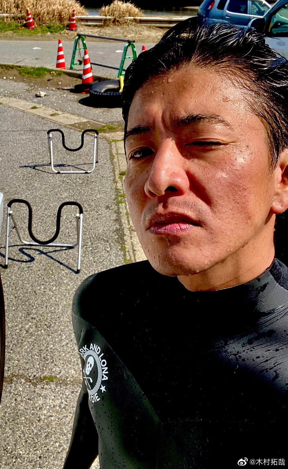 恍惚的猫 C C 恢复精神 Staysafe Tak 木村拓哉冲浪服上的mark Amp Lona T Co Wx3tqunp10 Twitter