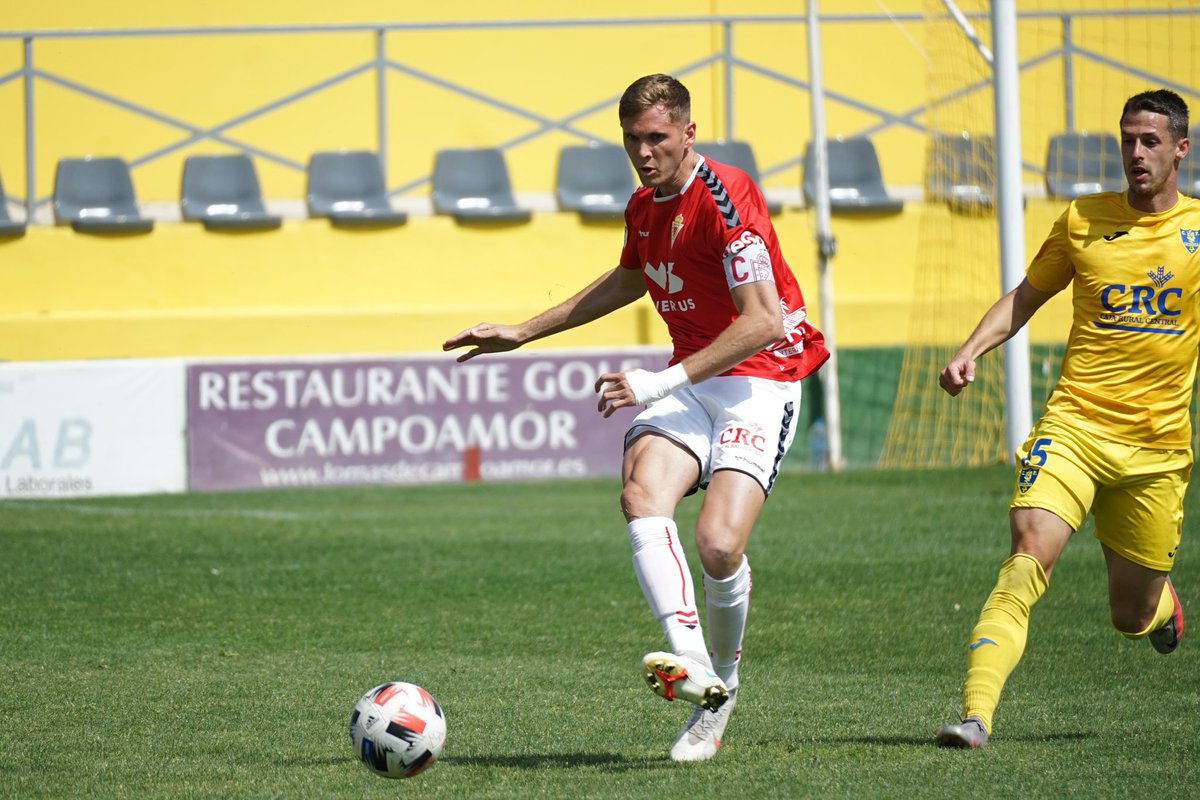 realmurciacfsad's tweet photo. #Entrenamiento // 90' / 1-0 / Finaliza el partido de entrenamiento en el Mpal. de Los Arcos de #Orihuela con victoria del @Orihuela_CF 
#OrihuelaRealMurcia https://t.co/yQGu0On7Pa
