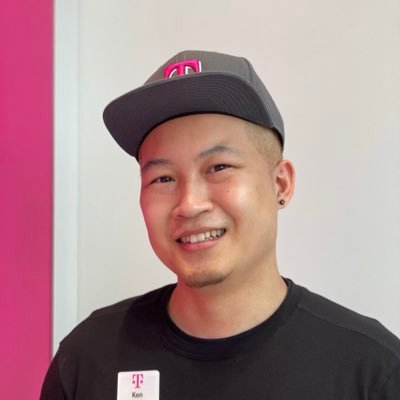 This #FantasticFriday the #Iowinners salute <a href="/TMobile/">T-Mobile</a> Florida's very own Ken Li <a href="/eatsleepmagenta/">Ken Li</a> for being #ALLIN ! 😺 <a href="/MikeSievert/">Mike Sievert</a> <a href="/RJGomezIII/">Rafael J. Gómez lll</a> <a href="/JonFreier/">Jon Freier</a> <a href="/pedrobyers1/">Pedro Byers</a> @_bersays <a href="/wulfpack20/">Melissa Wulf</a> <a href="/TChainzDC/">TChainz⛓</a> <a href="/Chase_Stamper/">Chase Stamper</a> <a href="/SotoAmal/">Amal Soto</a> #ELNORTE #FirstAndFast #5GForAll #WIN #CentralThanks