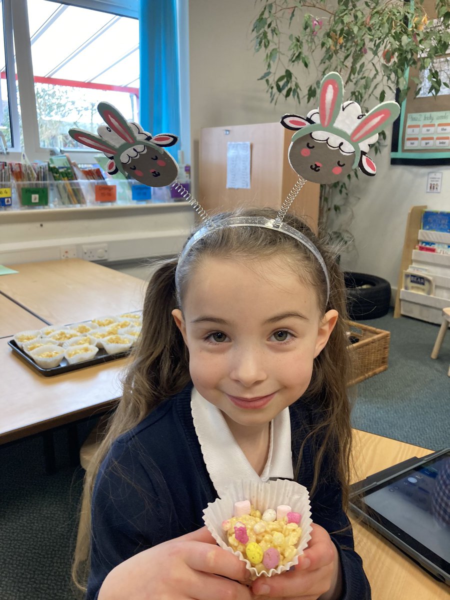 MatisseEllis's tweet photo. Easter fun in Matisse class. 🐣 https://t.co/7saaKNdOWn