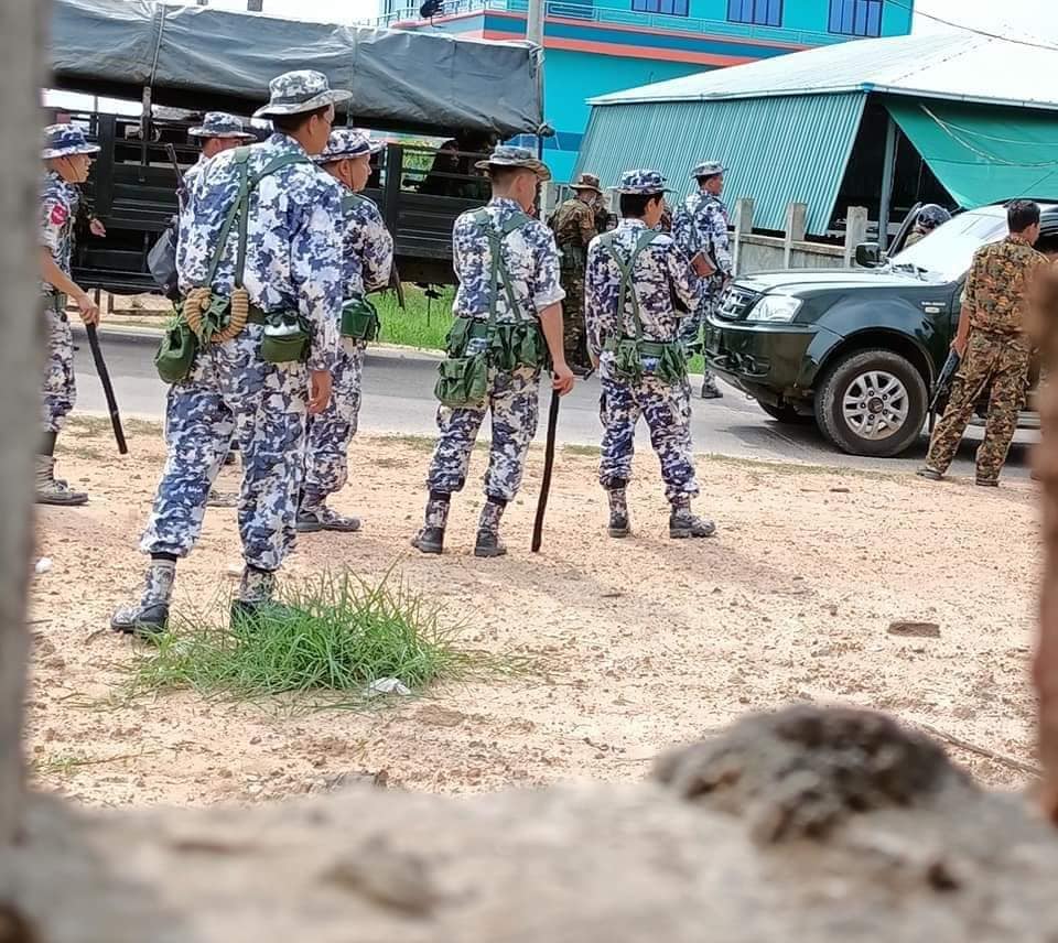 Four civilians were killed and at least 20 injured in #Myeik, #Tanintharyi Region when junta forces cracked down on anti-regime protesters at noon on Mar. 26. The injured remain trapped in their houses. (Photo: CJ) 

#WhatsHappeningInMyanmar