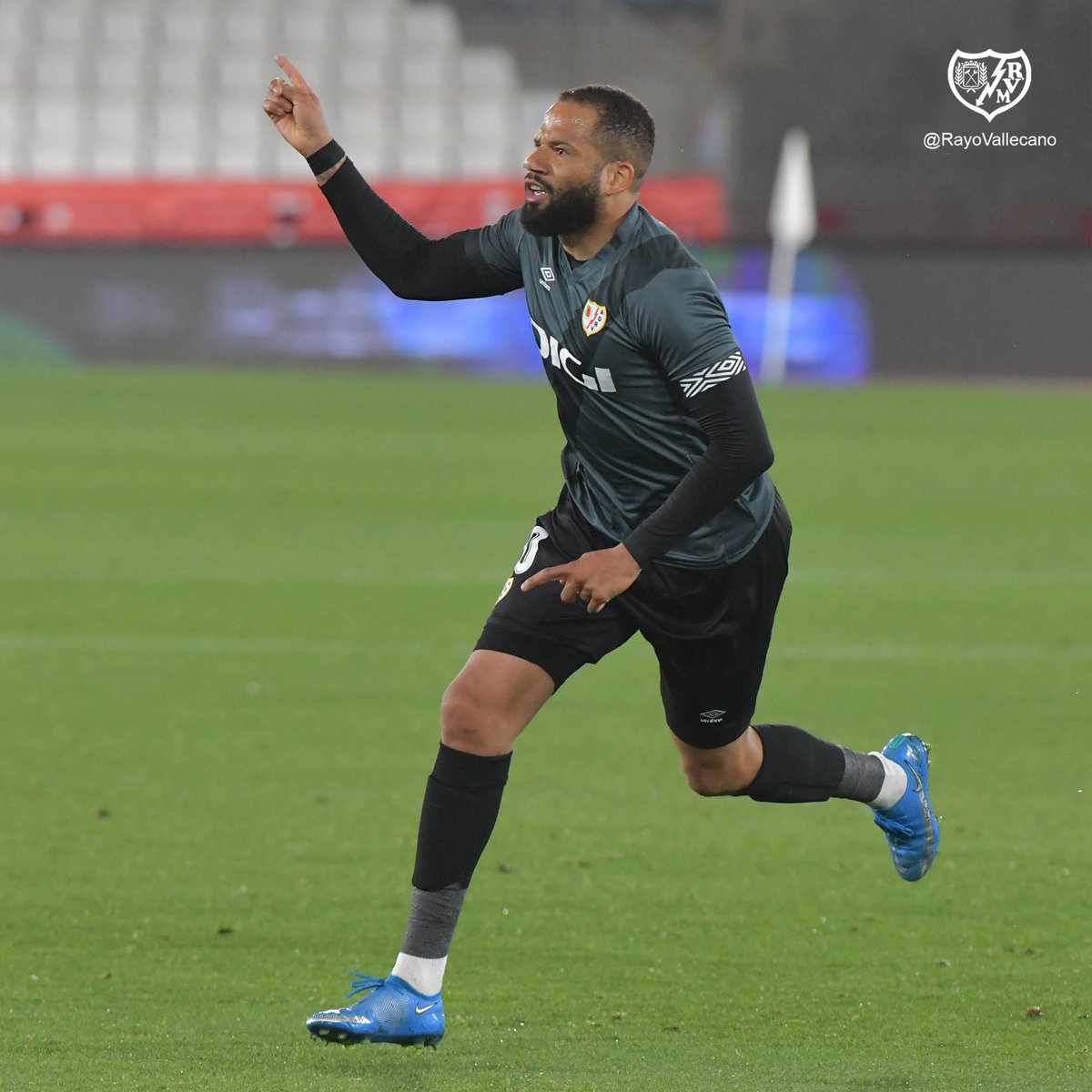 Gol de Plata on Twitter: "⏰ ¡Final en el Estadio Juegos del Mediterráneo!  El Rayo avanza en el play-off al ganar con un gol en el 89 a un Almería que  puede