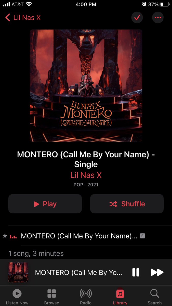 Elrodworld's tweet photo. @LilNasX No reward needed...I just love your song and that you are so sweet to your fans. 🤘🏽 https://t.co/Pa6yBXTqRQ