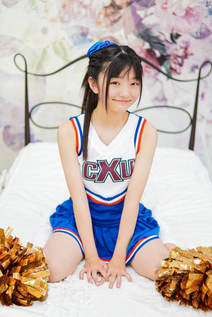 チアひかりん🌟💙 チアリーディング経験者ということで、自前ポンポン