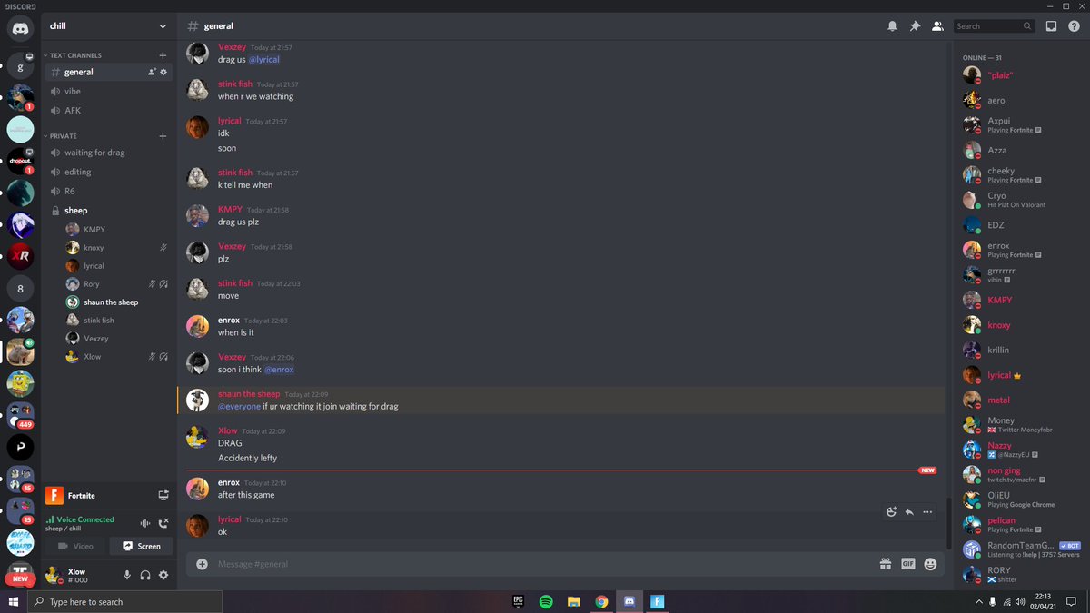 xlowfn's tweet photo. if anyone knows whats wrong with this pic ill give you $5 https://t.co/PNRC8UHUbs