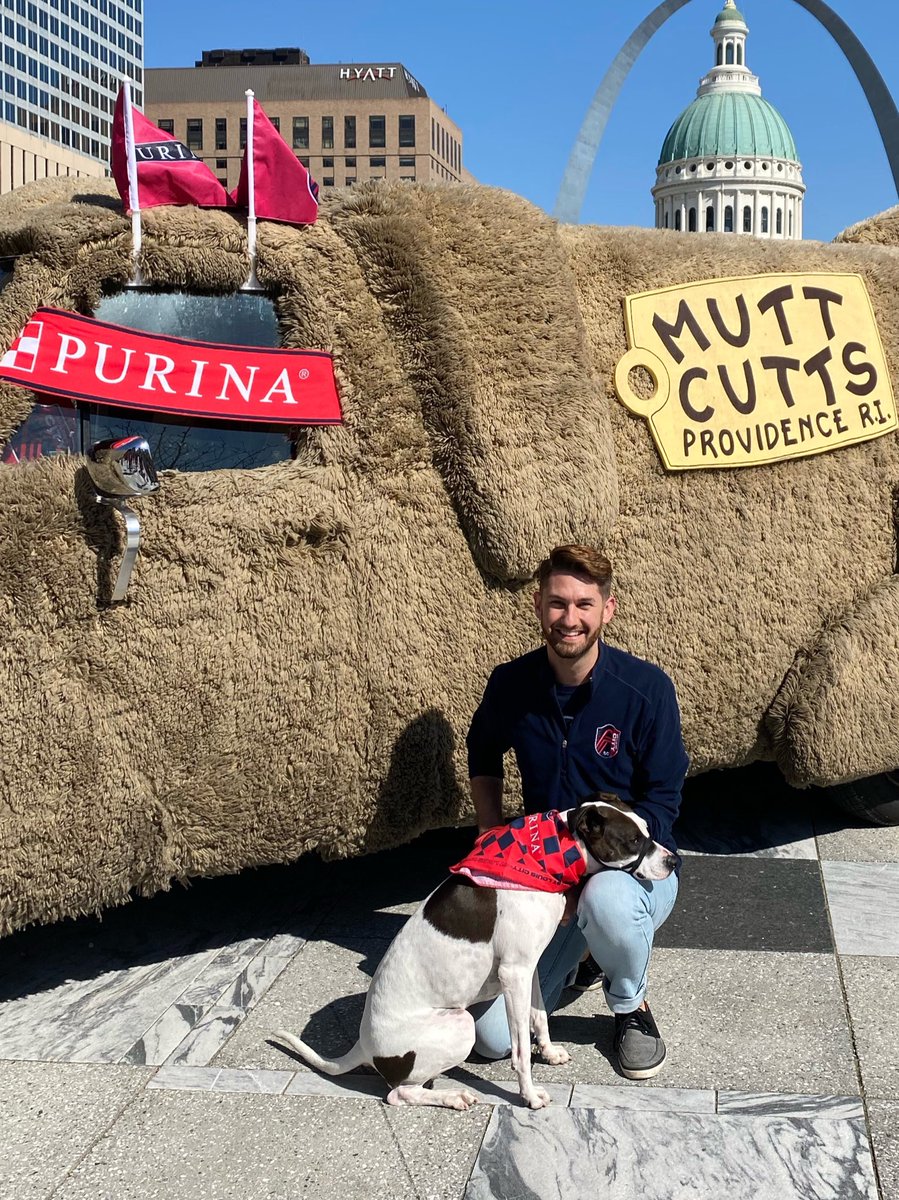 musikurt91's tweet photo. Had fun seeing @Purina and @stlCITYsc with the #84SheepDog with @Ethan_Massey1 and Bailey! She’s #stlCITYsc’s new biggest fan! #OneGoalOneCity https://t.co/iTO198e2vb