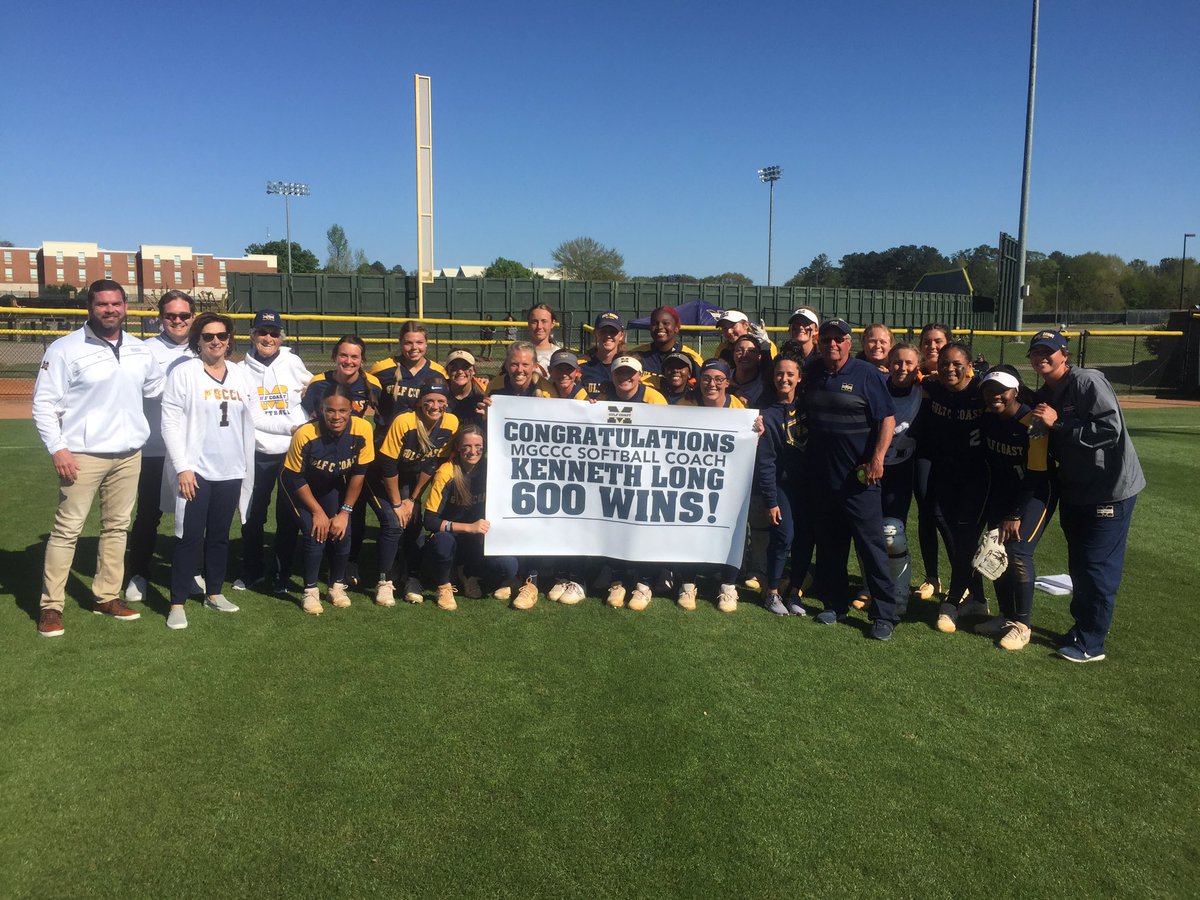 MGCCCBulldogs's tweet photo. SOFTBALL | Congrats to Coach Kenneth Long on his 600th @NJCAASoftball victory! https://t.co/eE8Euo2rcY