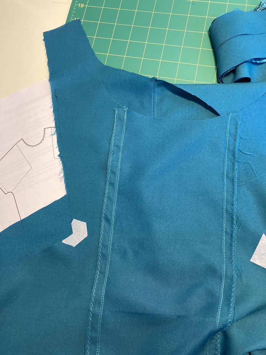 stefarchivist's tweet photo. Now I’ve finally pieced my main pattern pieces together and put a tiny piece of interfacing on that key sleeve corner I’m actually ready to start sewing the thing together! #Blocktee #Confinedcrafting https://t.co/tMIM6K6q4O