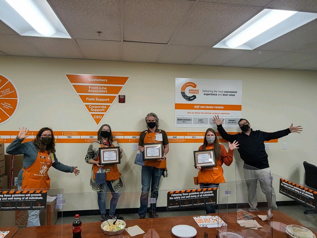 Erin Jelley tweet media