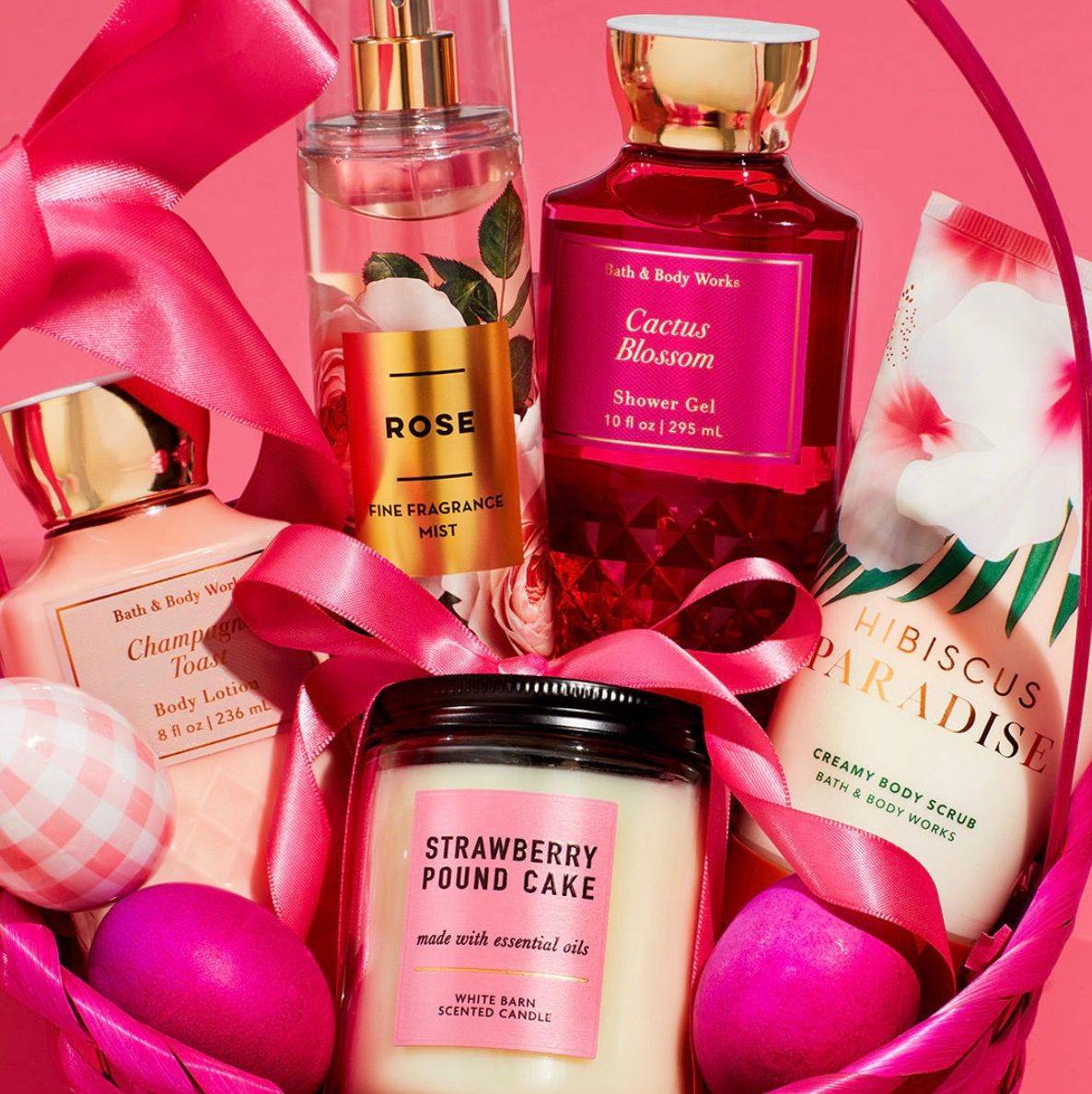 Calling last minute Easter bunnies! Fill up your Easter baskets with treats any bunny would love from @bathandbodyworks!