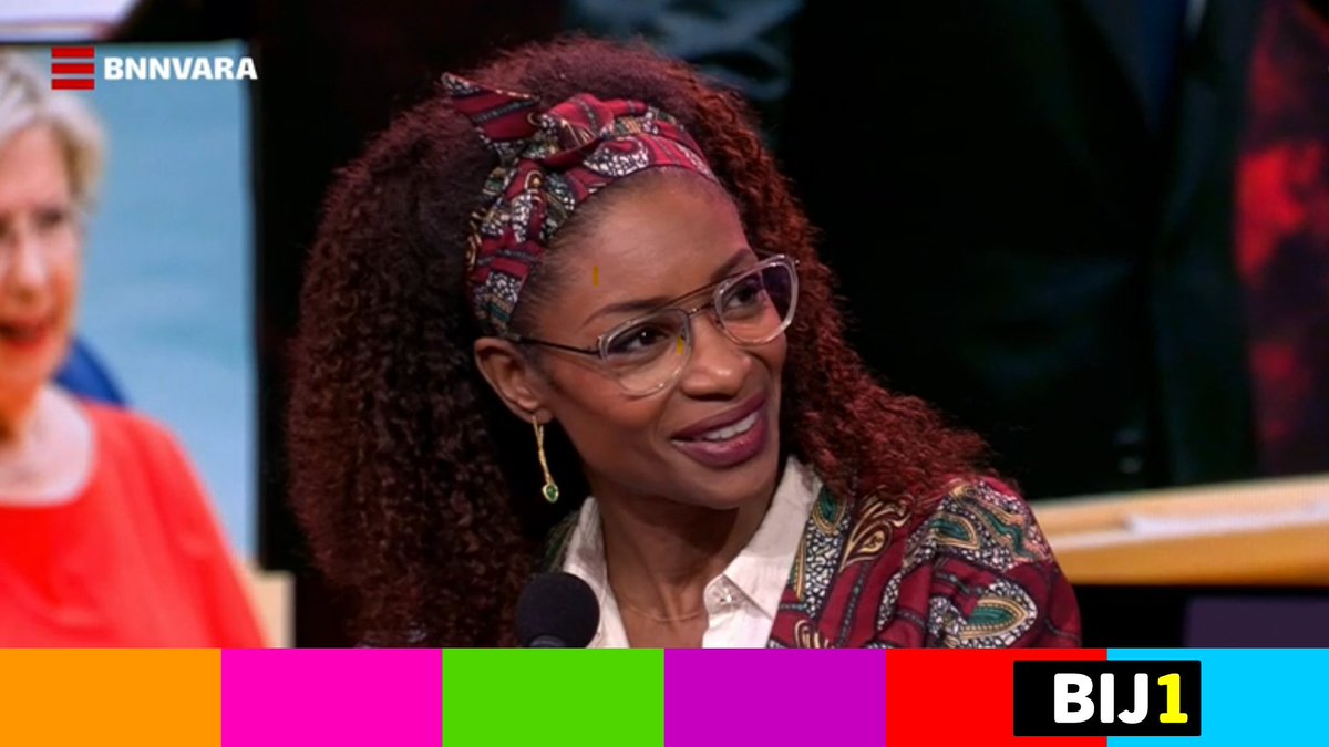 "Ik ben zo fel, omdat we het hier hebben over ons aller rechtstaat. Ons aller democratie. Als die geleid wordt door de verkeerde mensen, dan zijn we allemaal in gevaar."

<a href="/SylvanaBIJ1/">Sylvana Simons</a> bij @devooravondtv