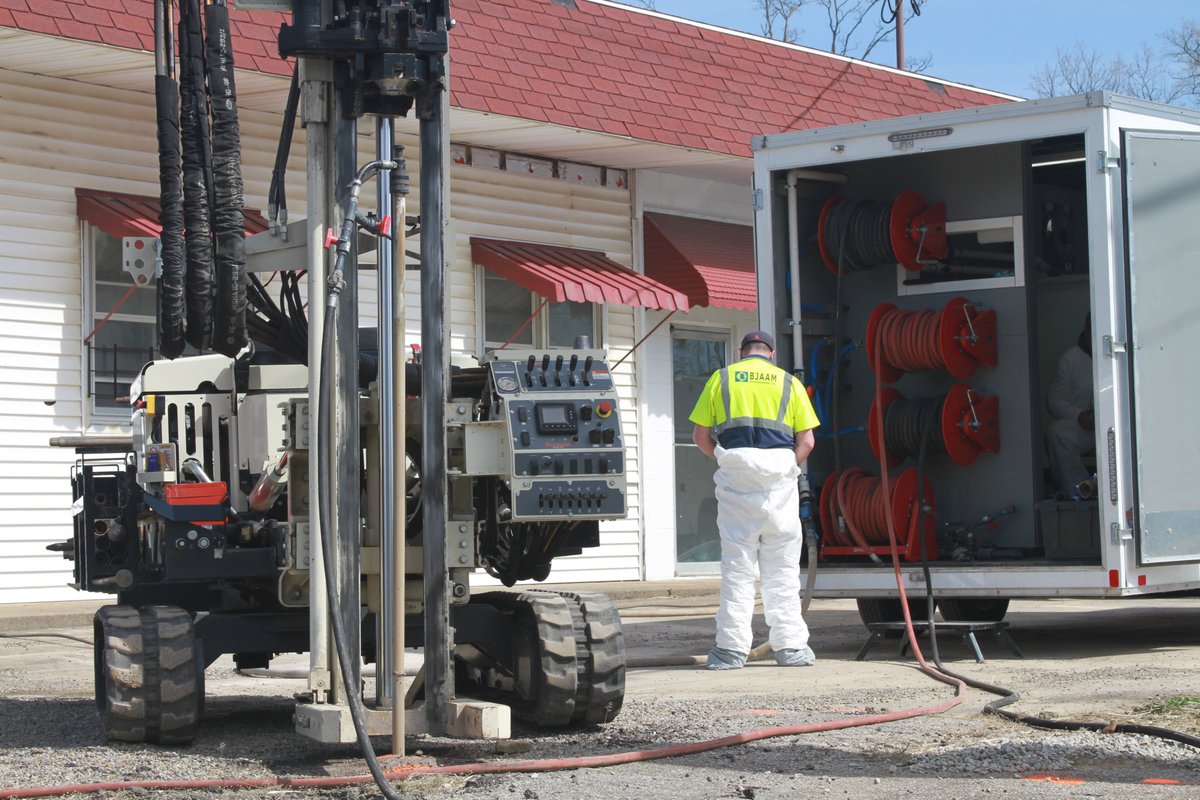 BjaamEnv's tweet photo. BJAAM scientists were recently injecting activated carbon into the subsurface that locks up contamination and eats it! BJAAM owns and operates it's own equipment, which in this instance, is very specific to the task and job. BJAAM continues to lead the way!  #BJAAM2021 https://t.co/qiAuymqaaq