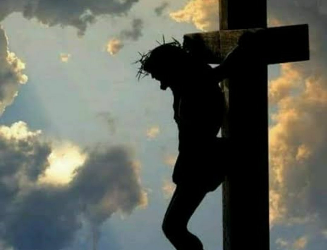 BrunoEnglerDM's tweet photo. Que nesta sexta-feira da paixão sejamos gratos ao imenso sacrifício que Nosso Senhor Jesus Cristo fez por nós. https://t.co/InIkDHVEHW