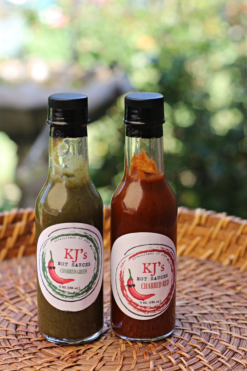 KJsSauces's tweet photo. Our Charred series of sauces (Green or Red) have a smoky deep flavor. Perfect on meats, eggs, roasted vegetables or just about anything!  Order at https://t.co/2opKpEyAB3 https://t.co/mrbRxh01he