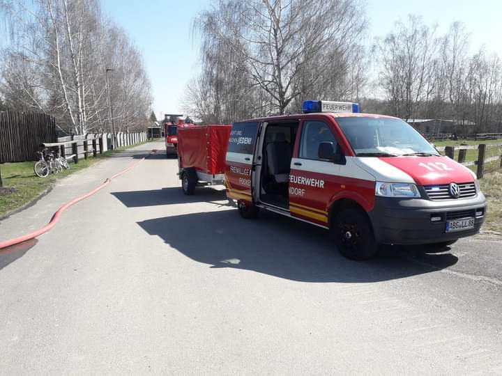 MVollrad's tweet photo. https://t.co/CVgJ3gG9SG In Hasselbach Landkreis Altenburger Land hat es vor 2 bis 3 Tagen einen Brand auf einem Ödgelände gegeben nähere Infos via Link https://t.co/g9acHWqW02