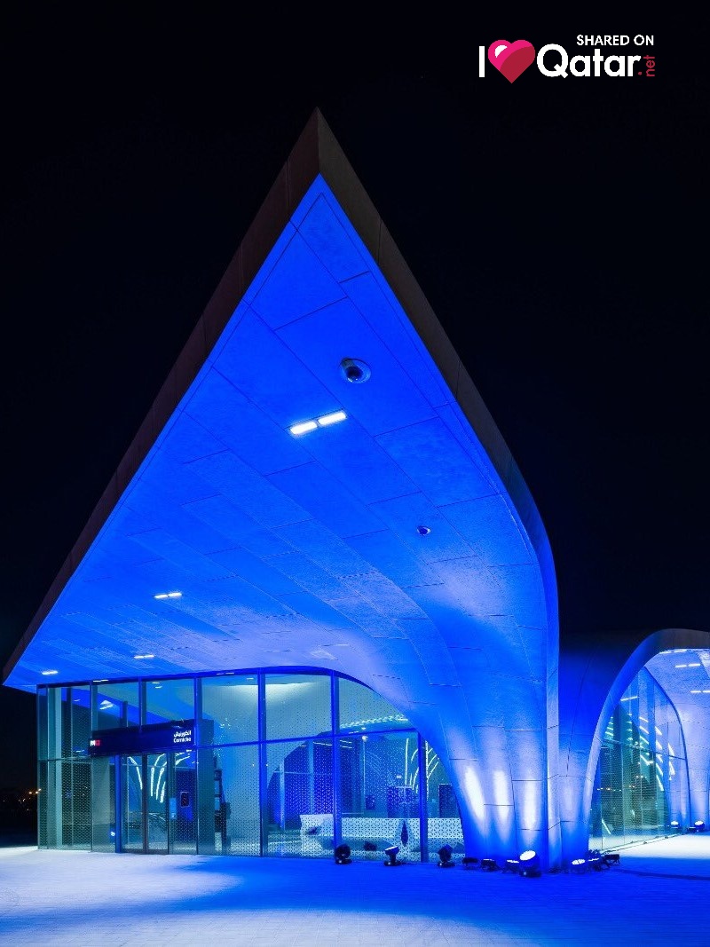 ILQLive's tweet photo. [PHOTOS] In support of #AutismAwarenessDay, buildings in #Qatar were lit up in blue💙

#iloveqatar #Qatar #doha #WorldAutismAwarenessDay #WAAD2021 #LightItUpBlue #LIUB #autism #worldautismday #celebratesdifferences #WorldAutismAwarenessDay2021 https://t.co/11vn721Gf7
