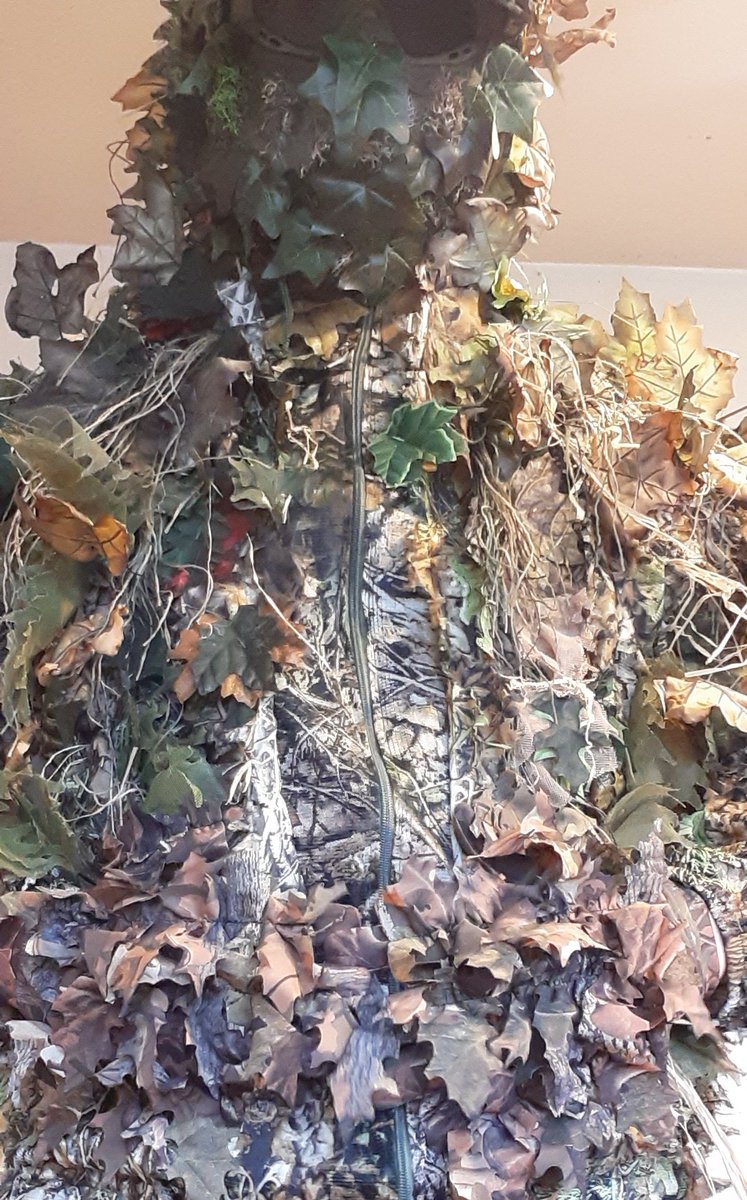 the_sarge1984's tweet photo. Jacket, hat, goggles and gloves.
It's all coming together now.
#Airsoft
#Leafsuit 
#ghillie https://t.co/UT73o7l0iV