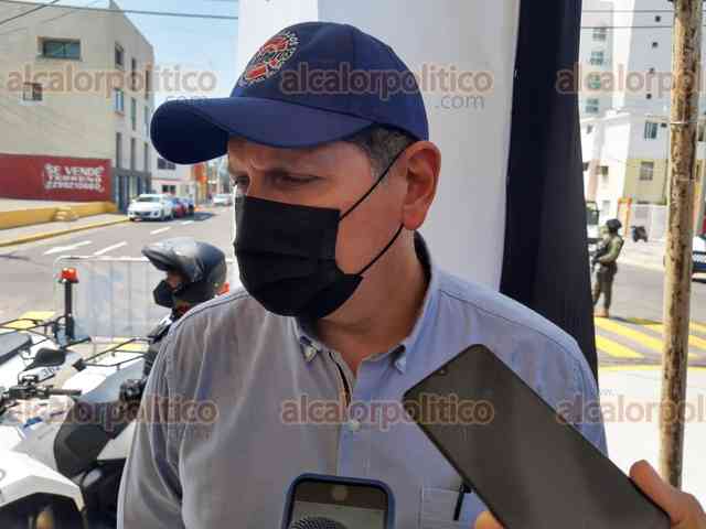 alcalorpolitico's tweet photo. #NoticiasAlCalor 🔥| Prevén más incendios de pastizales en #Veracruz-#BocadelRío. Las atenciones aumentan hasta mayo: Bomberos Conurbados. 
https://t.co/UfZOLW1LeW
#ChécaloEnAlCalor https://t.co/ahaqDCviHr