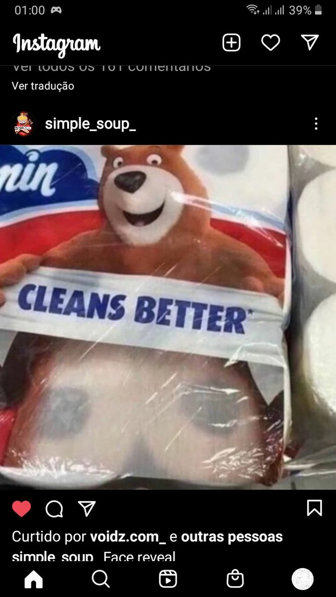 VicHolle's tweet photo. Damn, that bear's kinda hot ngl 😳😳 https://t.co/c8R12CYpfD