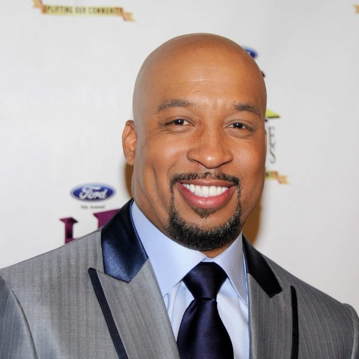 V1019fm's tweet image. Are you 'Ready For Love?' Season 4 of the new dating series on OWN is TONIGHT and @jddiva got some of the skinny from host @nephewtommy and his take on love! Hear full interview V 101.9 FM website. #Ready2Love #DatingSeries #OWNNetwork #V1019