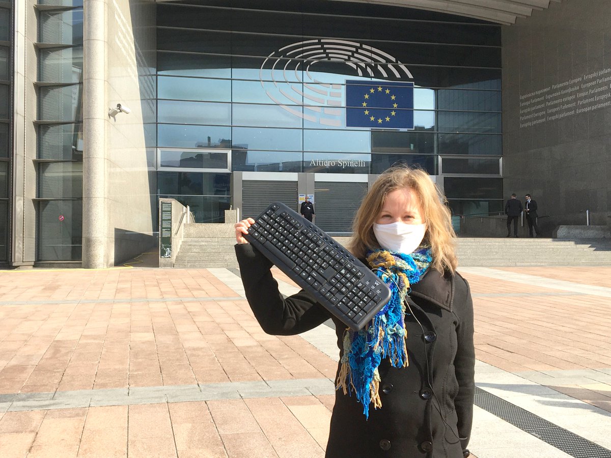 IVRAP_project's tweet photo. 🥳Today is World Autism Awareness Day! 

💪#IVRAP partners celebrated by joining @AutismEurope's campaign, "I can LEARN. I can WORK.", to raise awareness about access to #education and #employment for #autistic people. 

More info 👉 https://t.co/AKqwkF6gCg

#AutismDay2021 https://t.co/jE2YbSrdcE