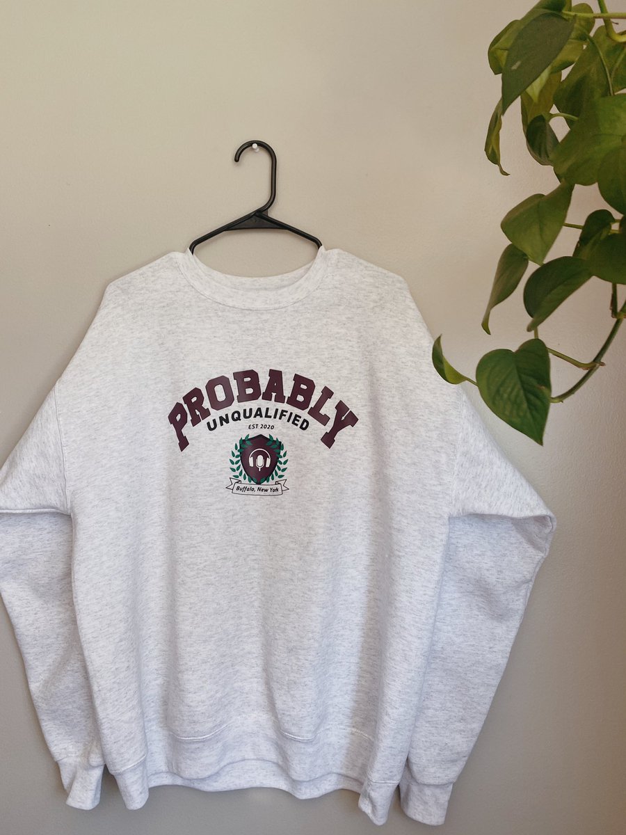 probunqualified's tweet photo. T-shirts:
$15 
Sweatshirts:
No One Asked For This $25 
Unqualified University $32 

Payment options: 
Cashapp: $probablyunqualified 
Venmo: @ mariyah-giles
Apple Pay: DM for number 

Don’t hesitate to DM us with any questions you may have regarding our first merch drop 🤩 https://t.co/s0KsWC1iHb