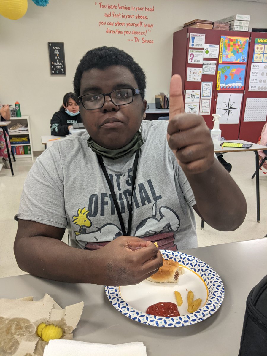 Ms.Reznick tweet media